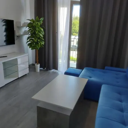 Przy Lotnisku Z Antresola 17 Apartmán